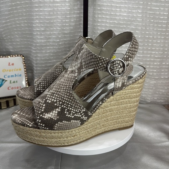 (H5)Carlos by Carlos Santana Faux Reptile Leather Wedge with Slingback HeelSz 9M - Picture 7 of 13